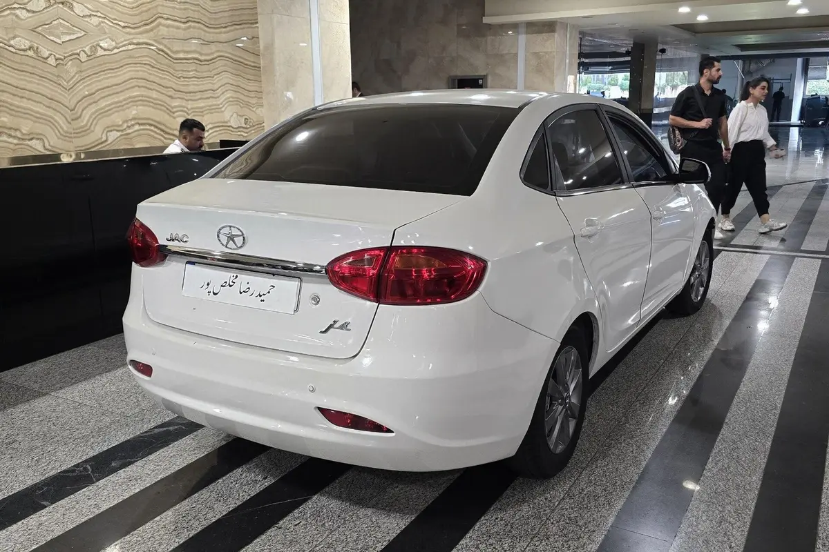 جک،  جی 4
