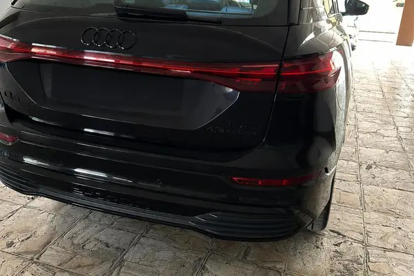 آئودی  Q5 e-tron