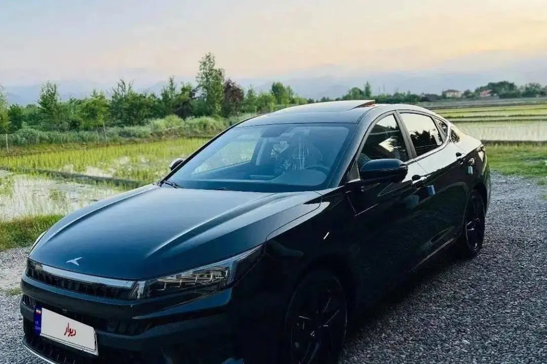 کی ام سی،  J7