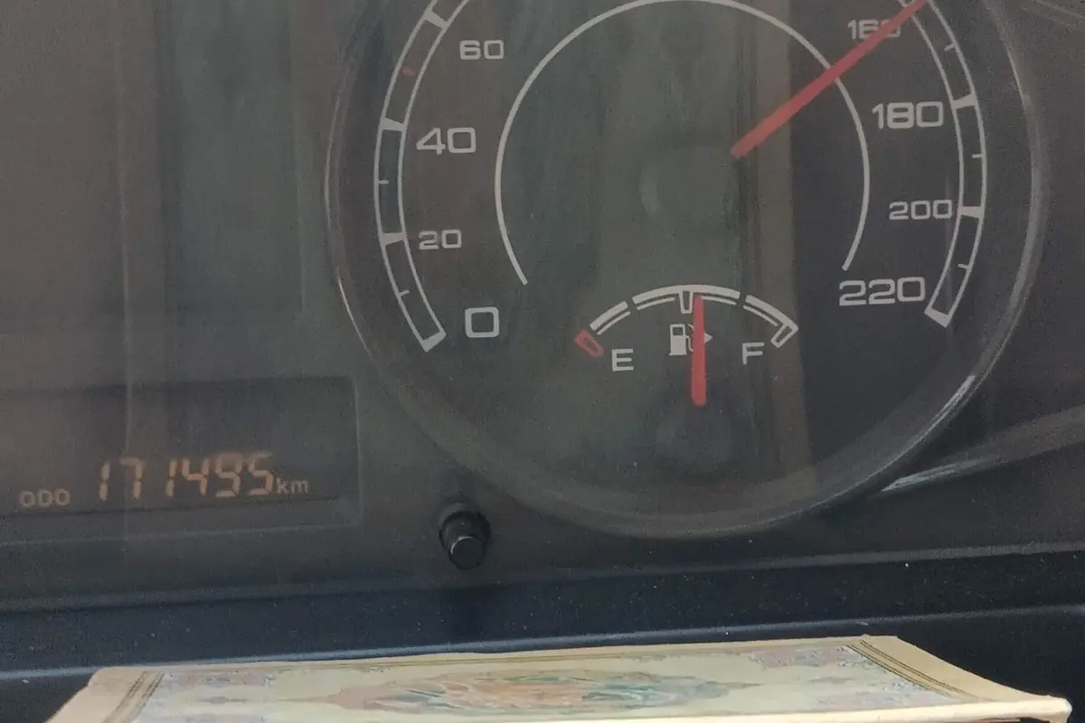 پژو،  405