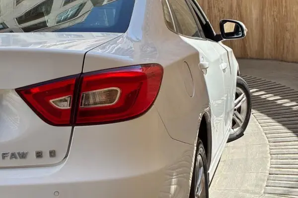 بسترن  B30