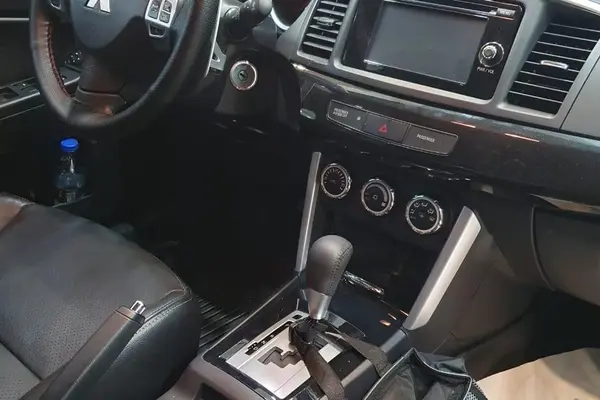 میتسوبیشی، لنسر