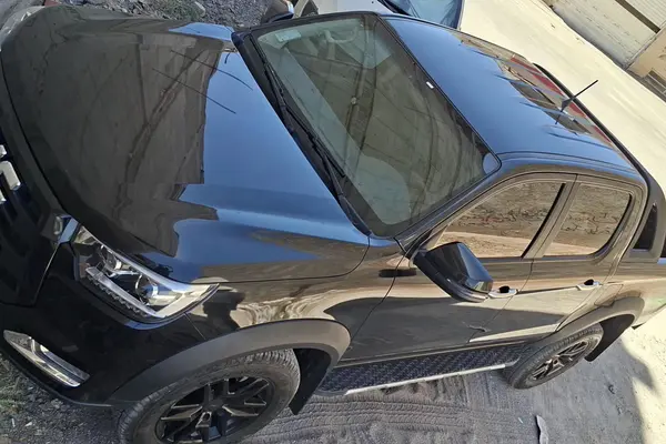کی ام سی  T8