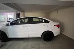 ام وی ام، آریزو 5ev