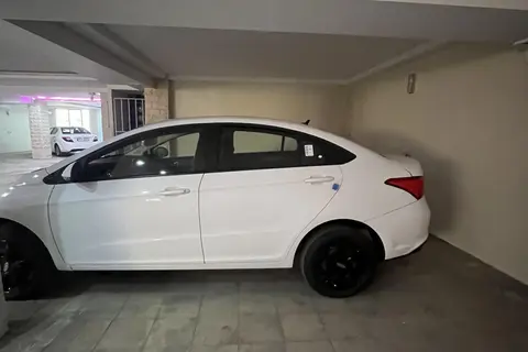 ام وی ام، آریزو 5ev