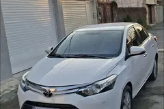 تویوتا، یاریس صندوق دار