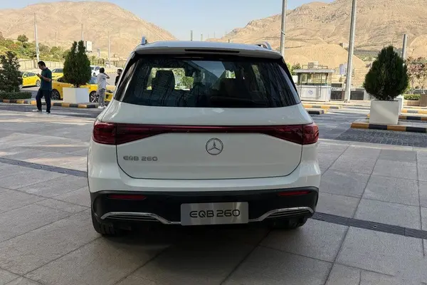 بنز، کلاس EQB