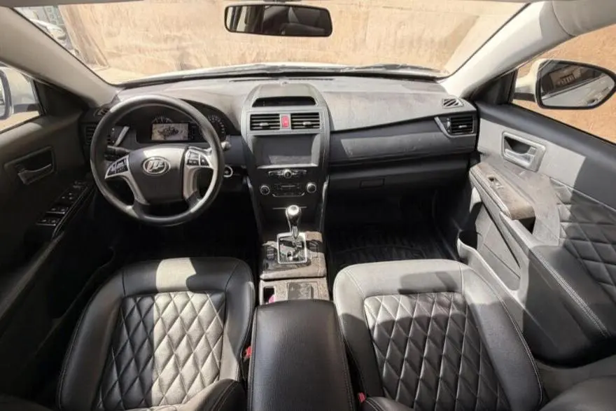 لیفان،  820