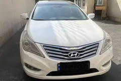 هیوندای، آزرا (گرنجور)