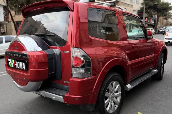 میتسوبیشی، پاجرو دو در