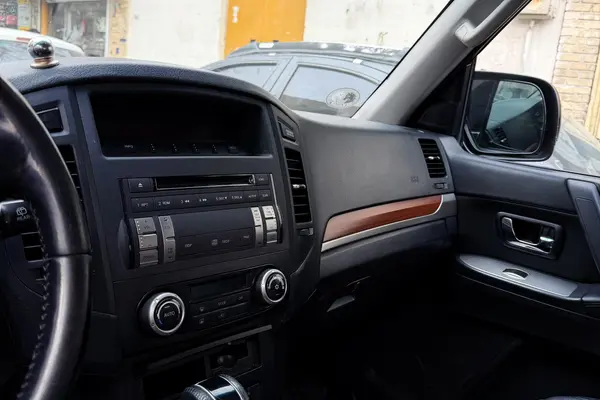 میتسوبیشی، پاجرو دو در