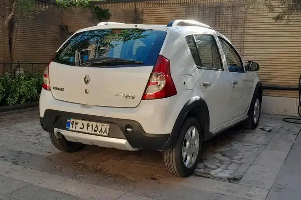 رنو  ساندرو استپ وی