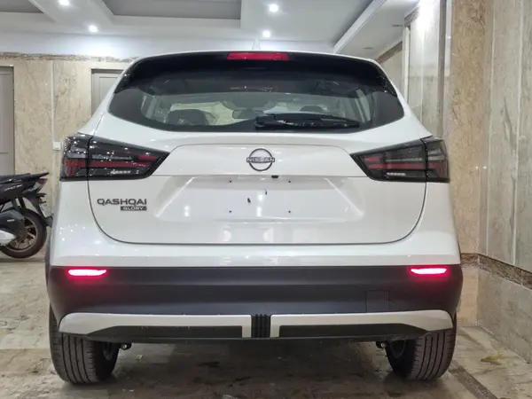 نیسان، قشقایی