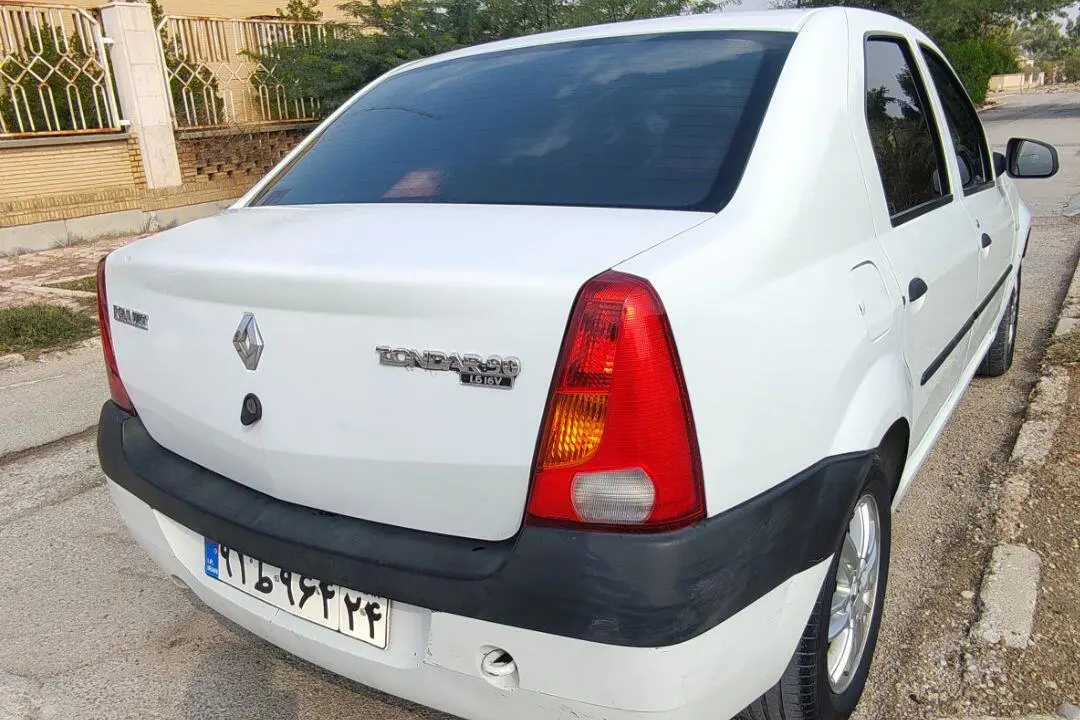 رنو،  تندر 90