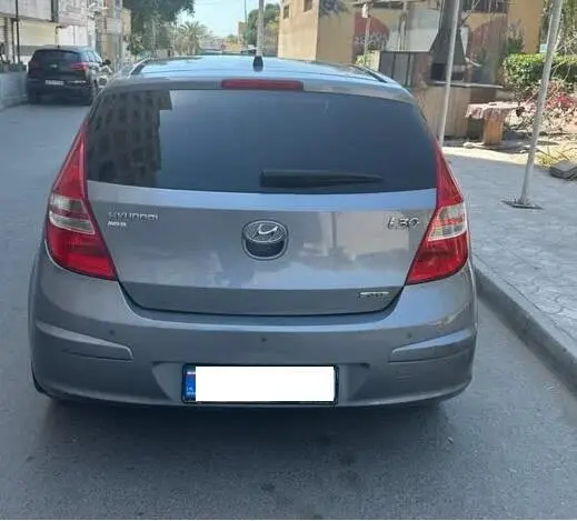 هیوندای  i30