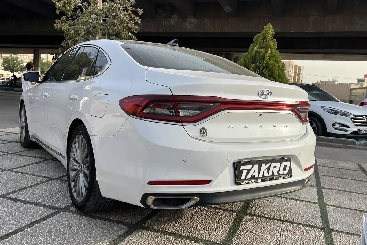 هیوندای،  آزرا (گرنجور)