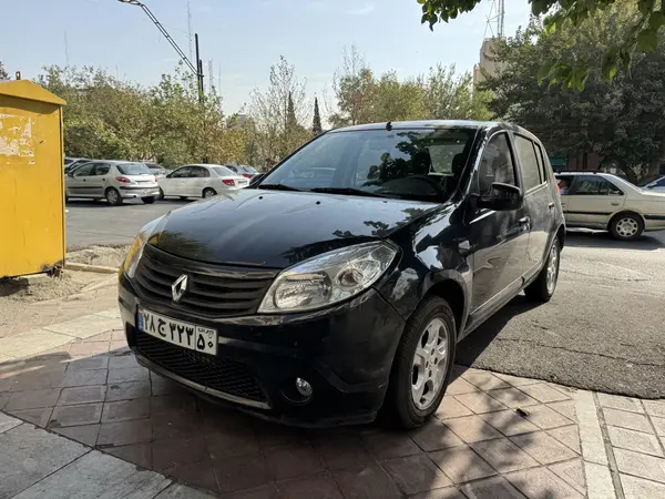 رنو، ساندرو