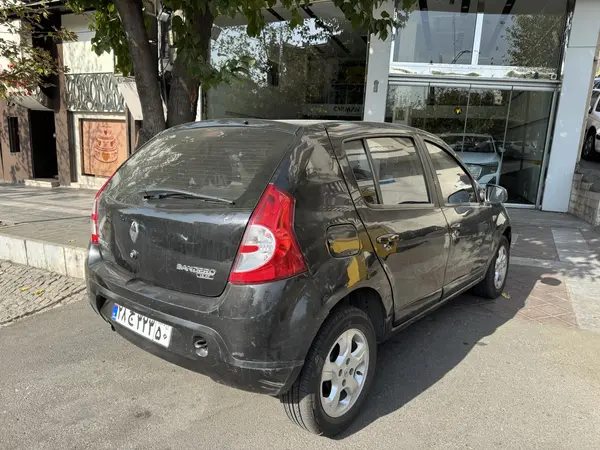 رنو، ساندرو