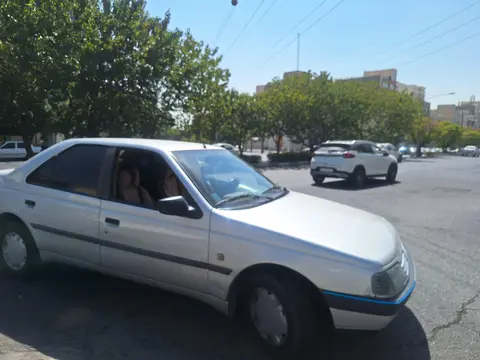 پژو، 405
