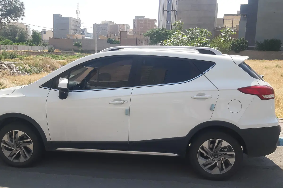 کی ام سی  SR3