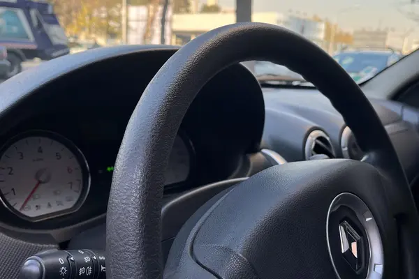 رنو، ساندرو