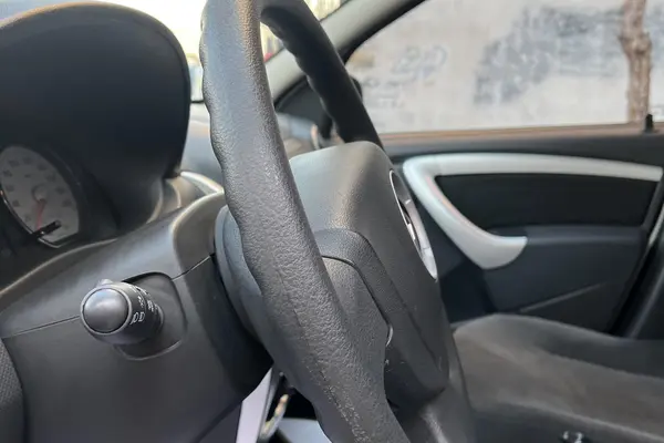 رنو، ساندرو