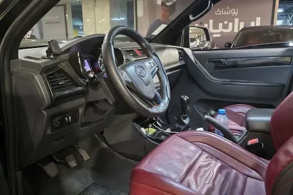 کی ام سی  T8