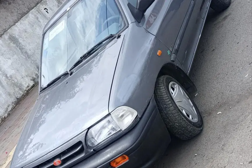 پراید،  صندوق دار