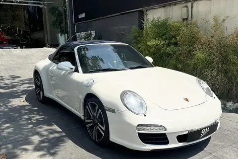 پورشه، 911