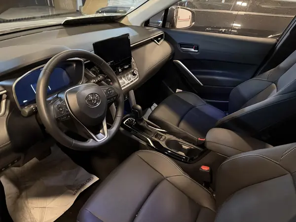 تویوتا، فرانت لندر هیبرید