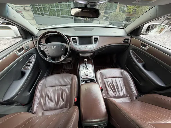 هیوندای، جنسیس