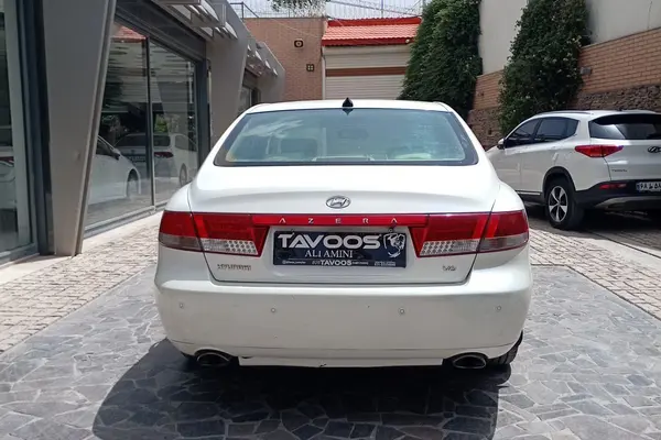 هیوندای  آزرا (گرنجور)