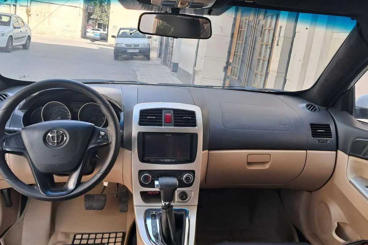 برلیانس،  H330