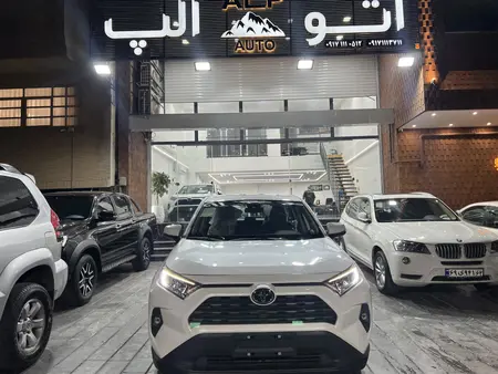 تویوتا راوفور