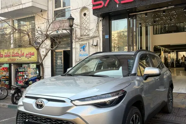 تویوتا، فرانت لندر هیبرید