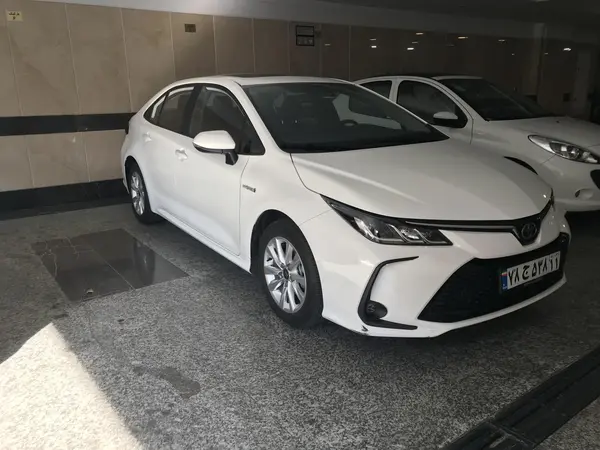 تویوتا، کرولا هیبرید