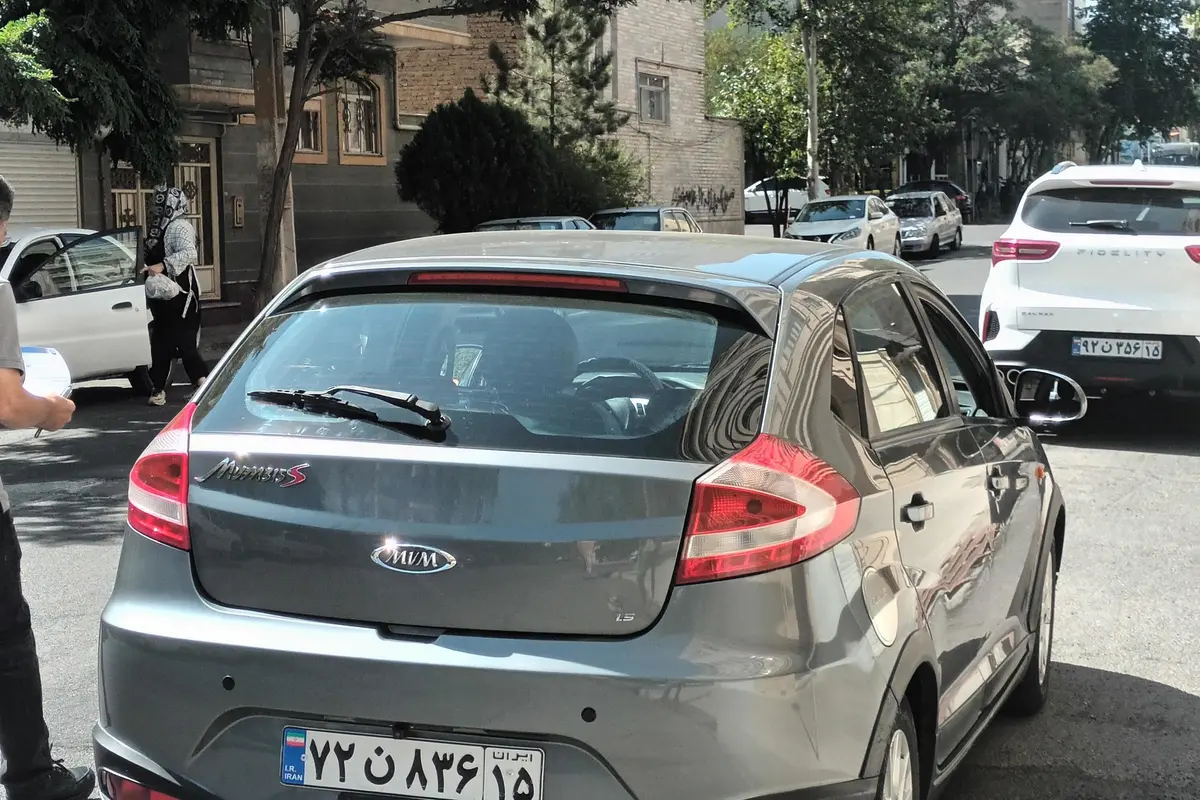 ام وی ام،  315هاچ بک