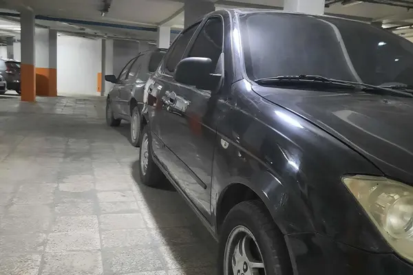 تیبا، هاچ بک