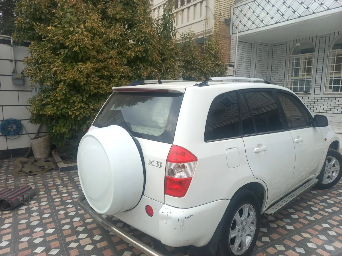 ام وی ام،  X33