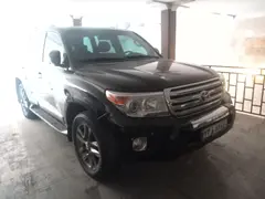 تویوتا، لندکروز چهار در