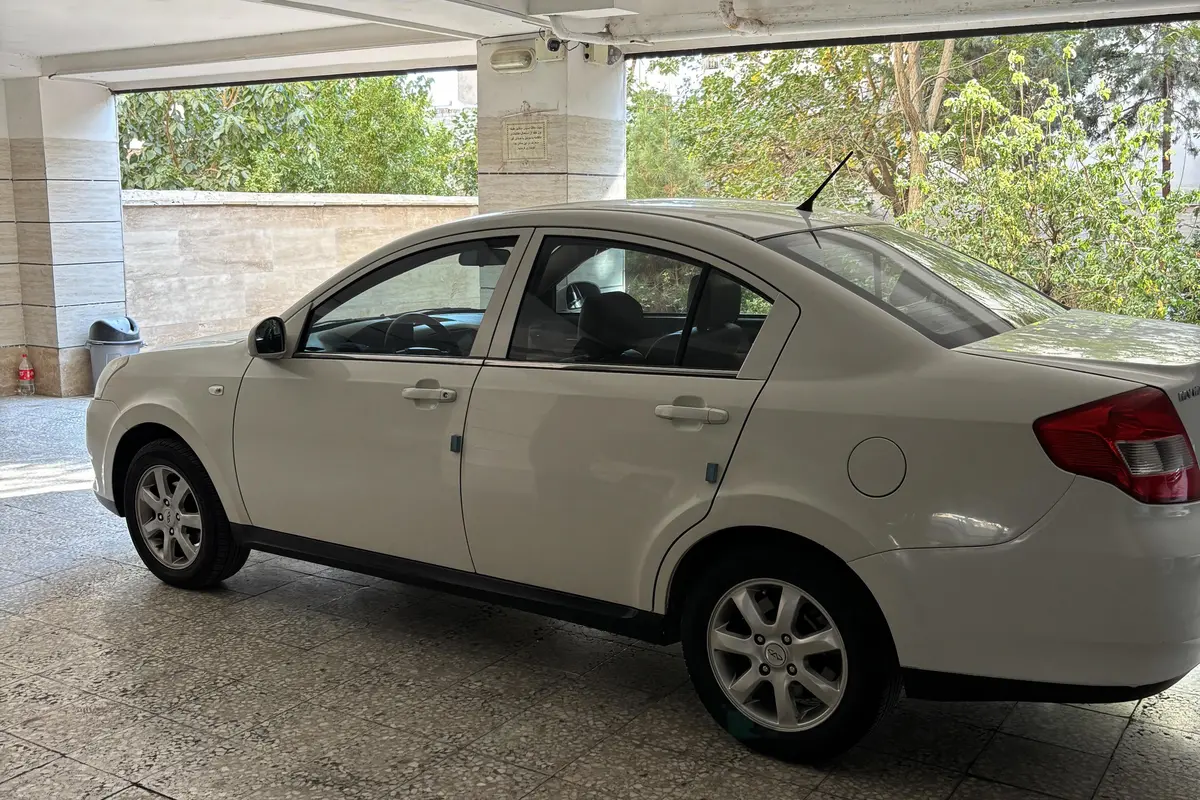 ام وی ام،  550
