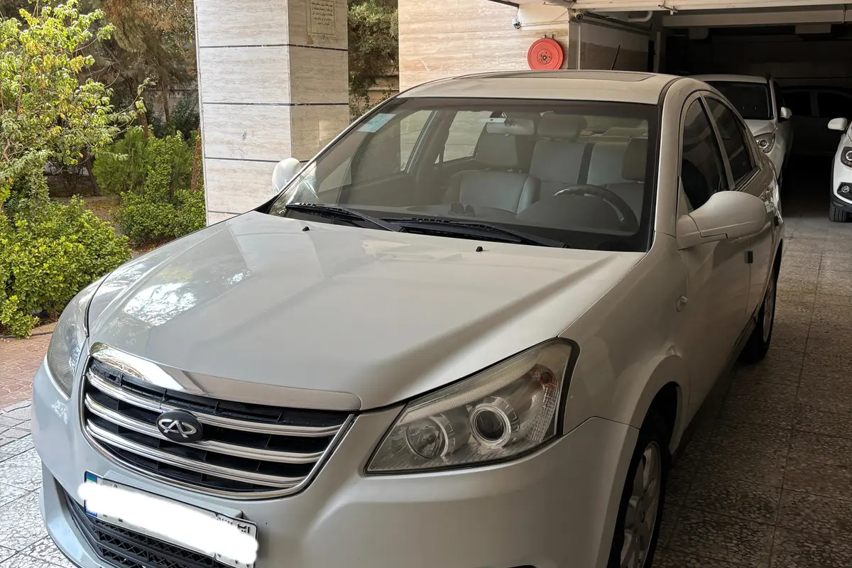 ام وی ام،  550