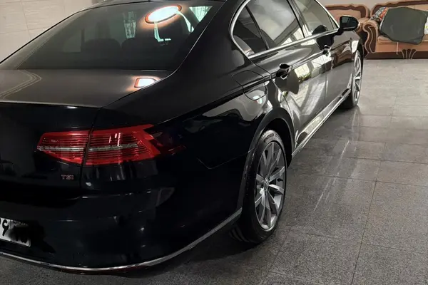 فولکس، پاسات