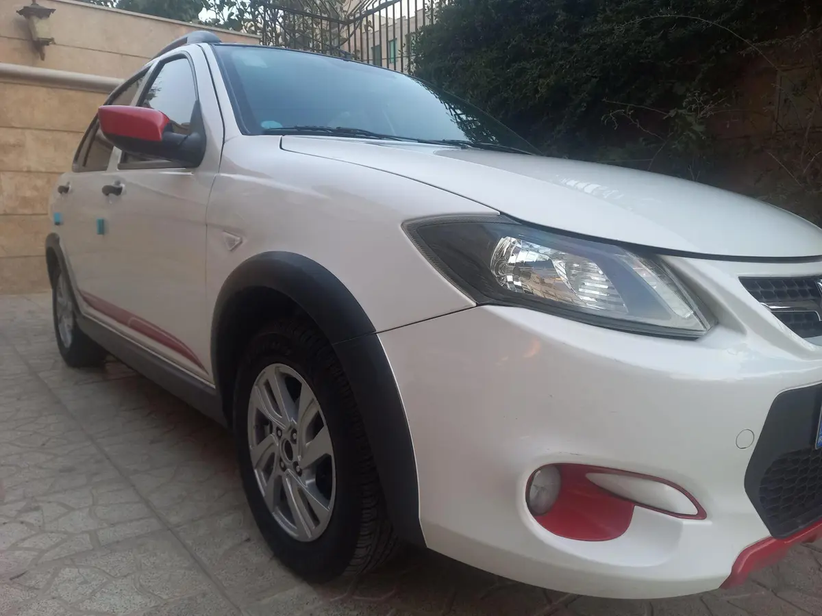 کوییک،  دنده ای R