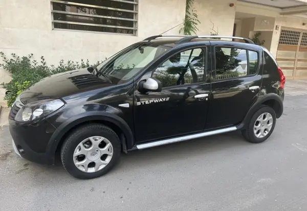 رنو  ساندرو استپ وی