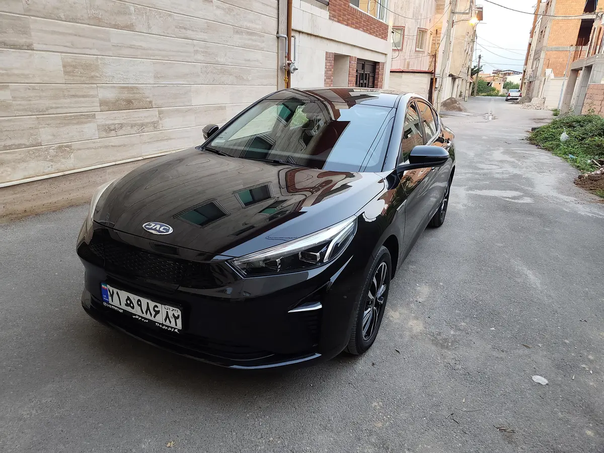 کی ام سی،  eJ7
