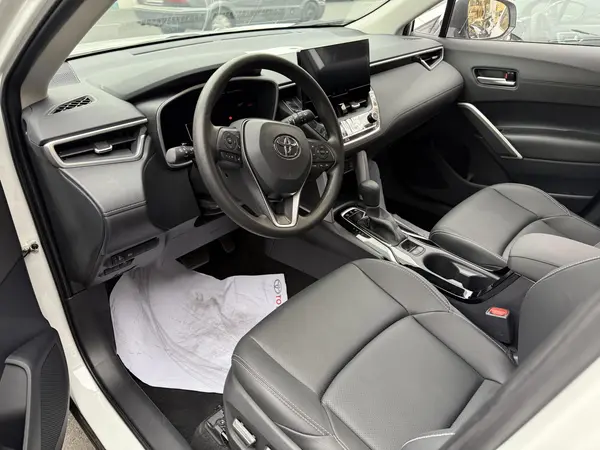 تویوتا، فرانت لندر هیبرید