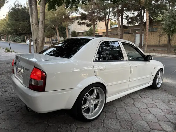 مزدا  323
