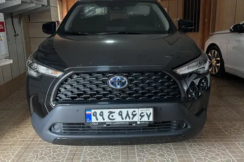 تویوتا، کرولا کراس هیبرید