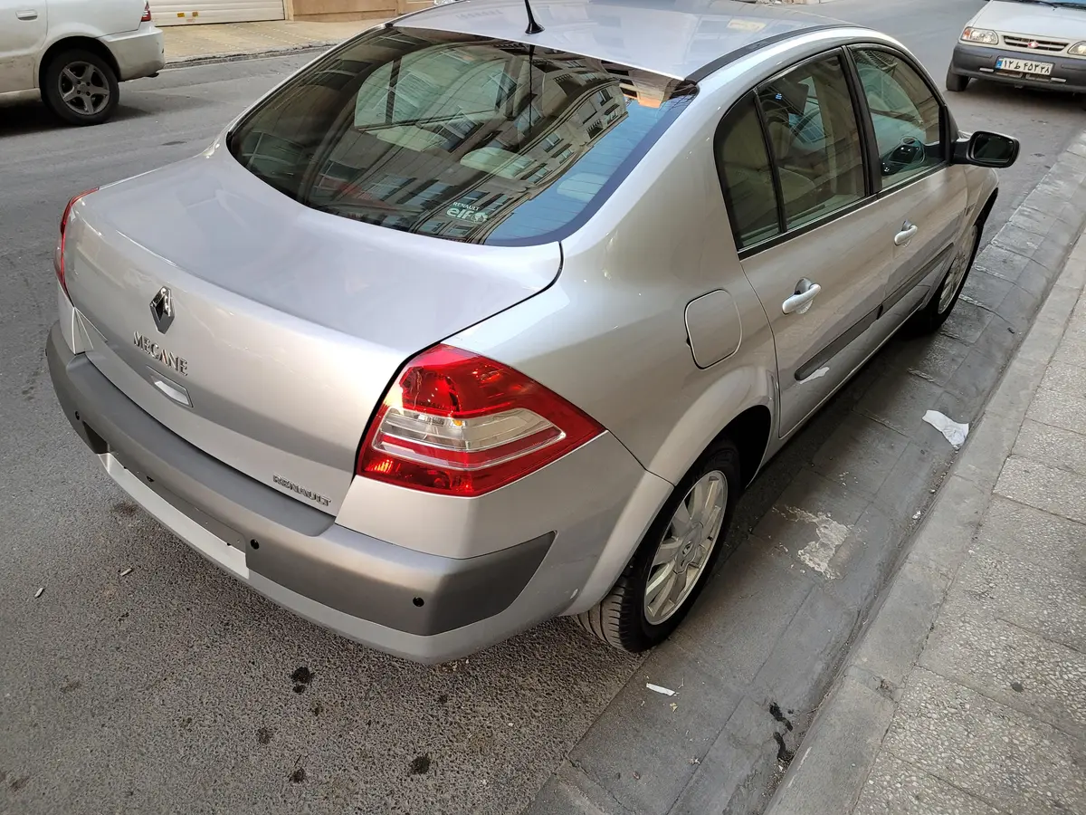 رنو،  مگان (مونتاژ)